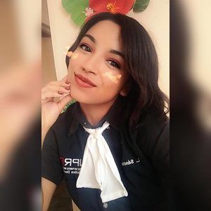 Meet your Posher, Lorraine